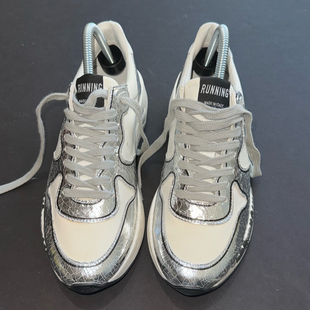 Golden Goose Running